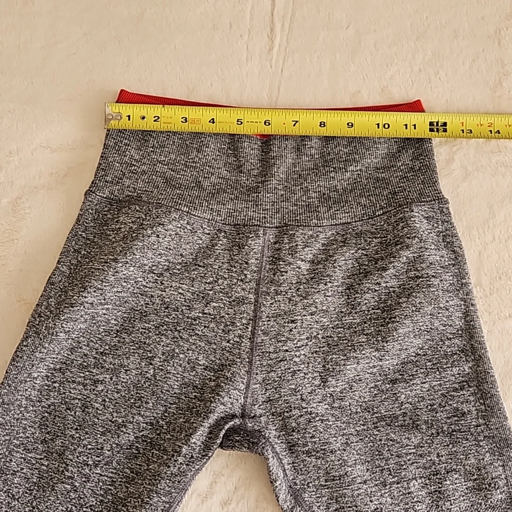 Athleta High-rise Leggings | 28" Inseam - Picture 3 of 8